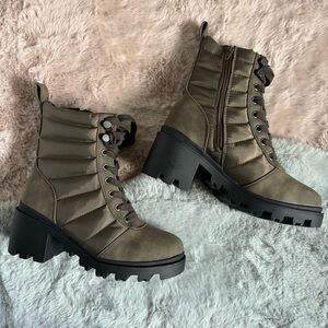 Dolce vita nilda olive platform quilted lug sole boots